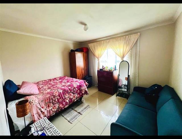 2 BEDROOM HOUSE FOR SALE IN NTUZUMA E
